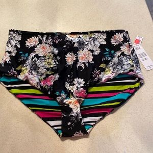 Torrid swim bottom size 2